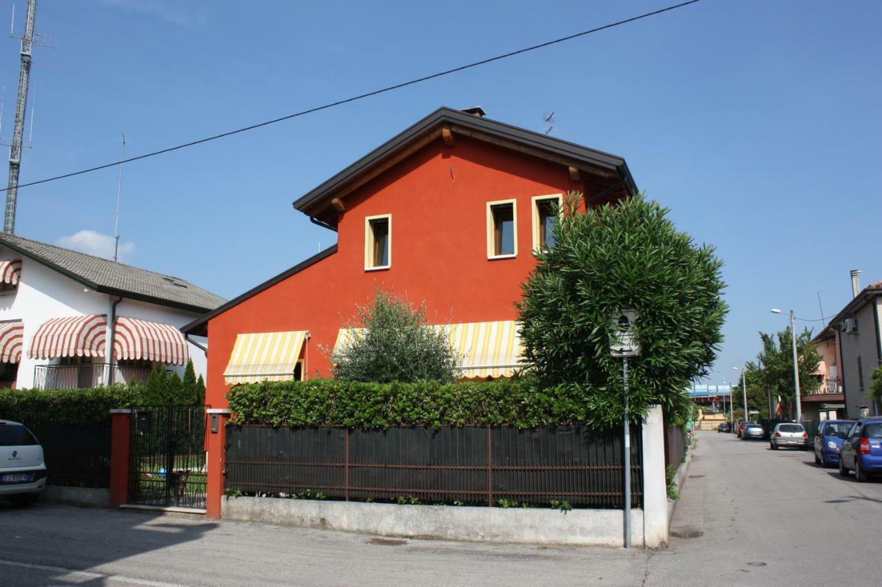 Tagliamento 28 Bed and Breakfast Mestre Buitenkant foto